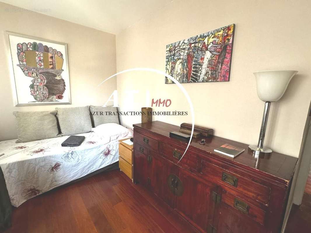 Appartement à PARIS-19E