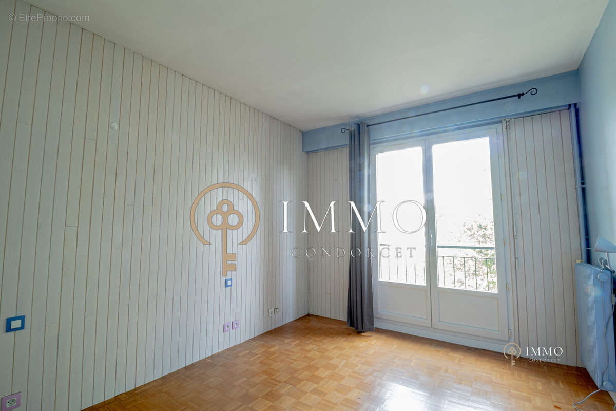 Appartement à BOURG-LA-REINE