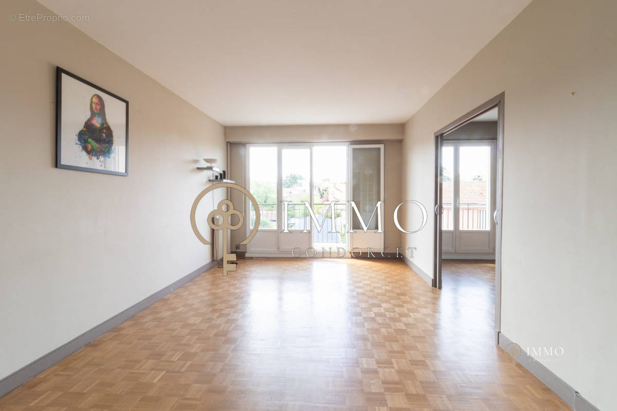 Appartement à BOURG-LA-REINE