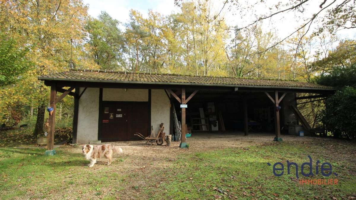 Maison à NEUVY-SUR-BARANGEON