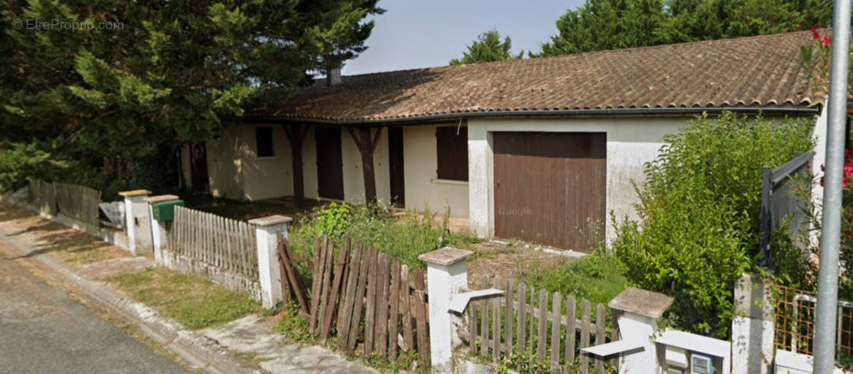 Maison à CASTELNAUD-DE-GRATECAMBE