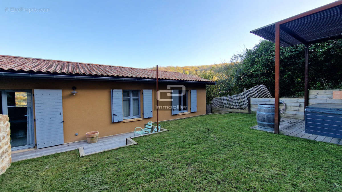 Maison à POLEYMIEUX-AU-MONT-D&#039;OR