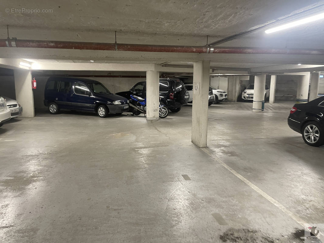 Parking à BERGERAC