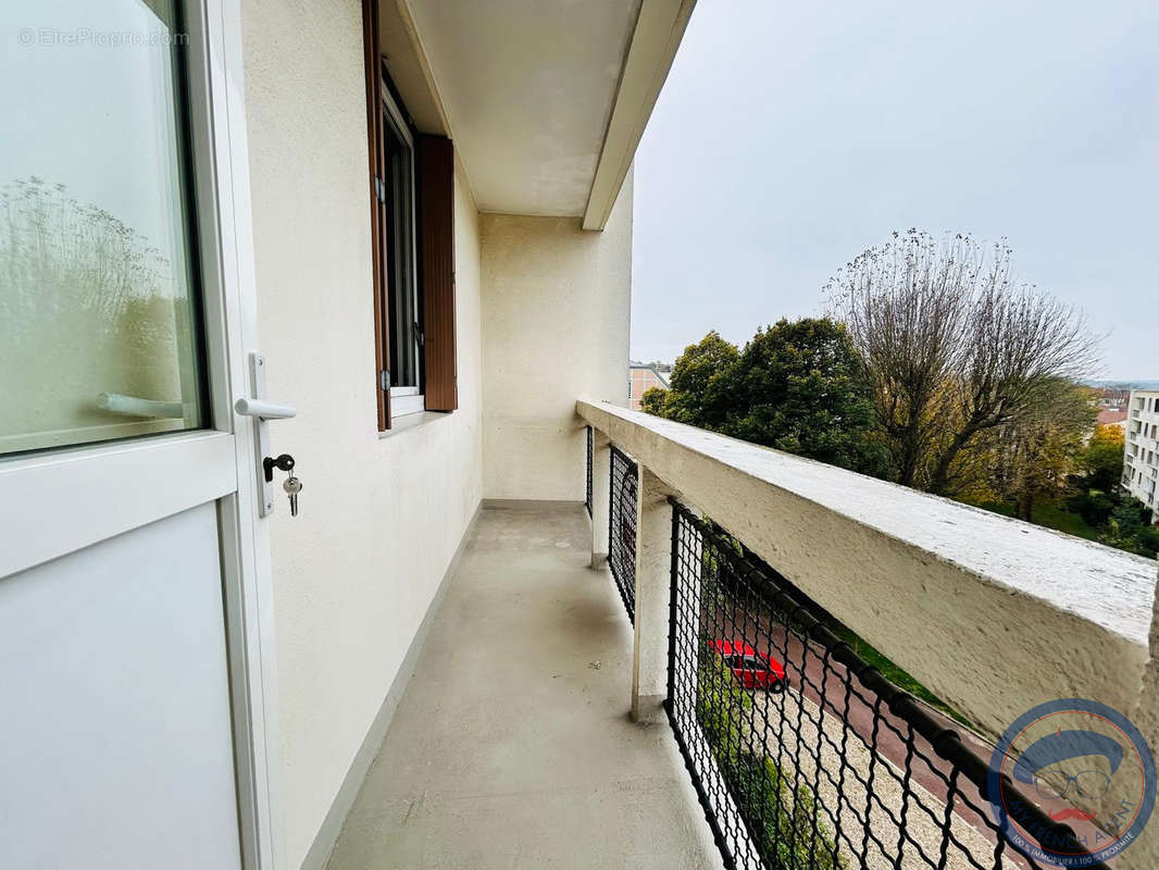 Appartement à RUEIL-MALMAISON