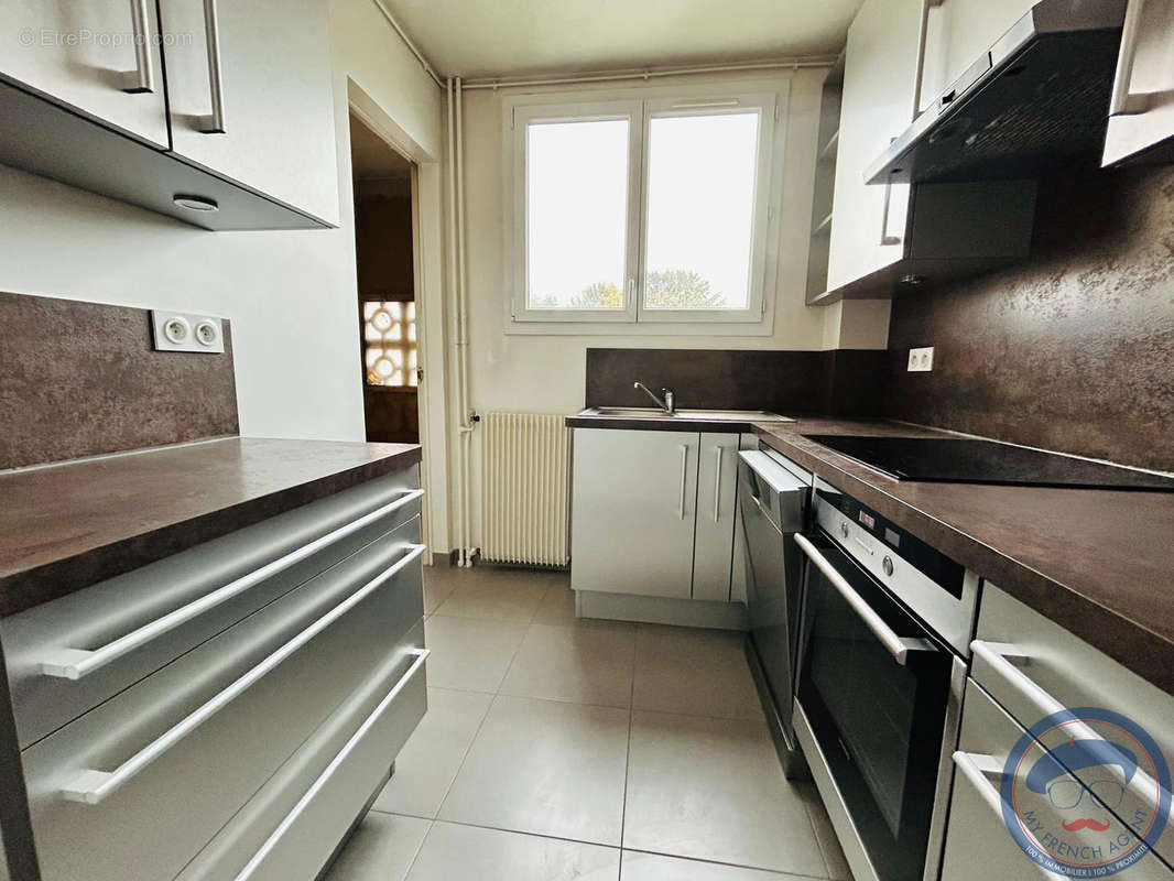 Appartement à RUEIL-MALMAISON