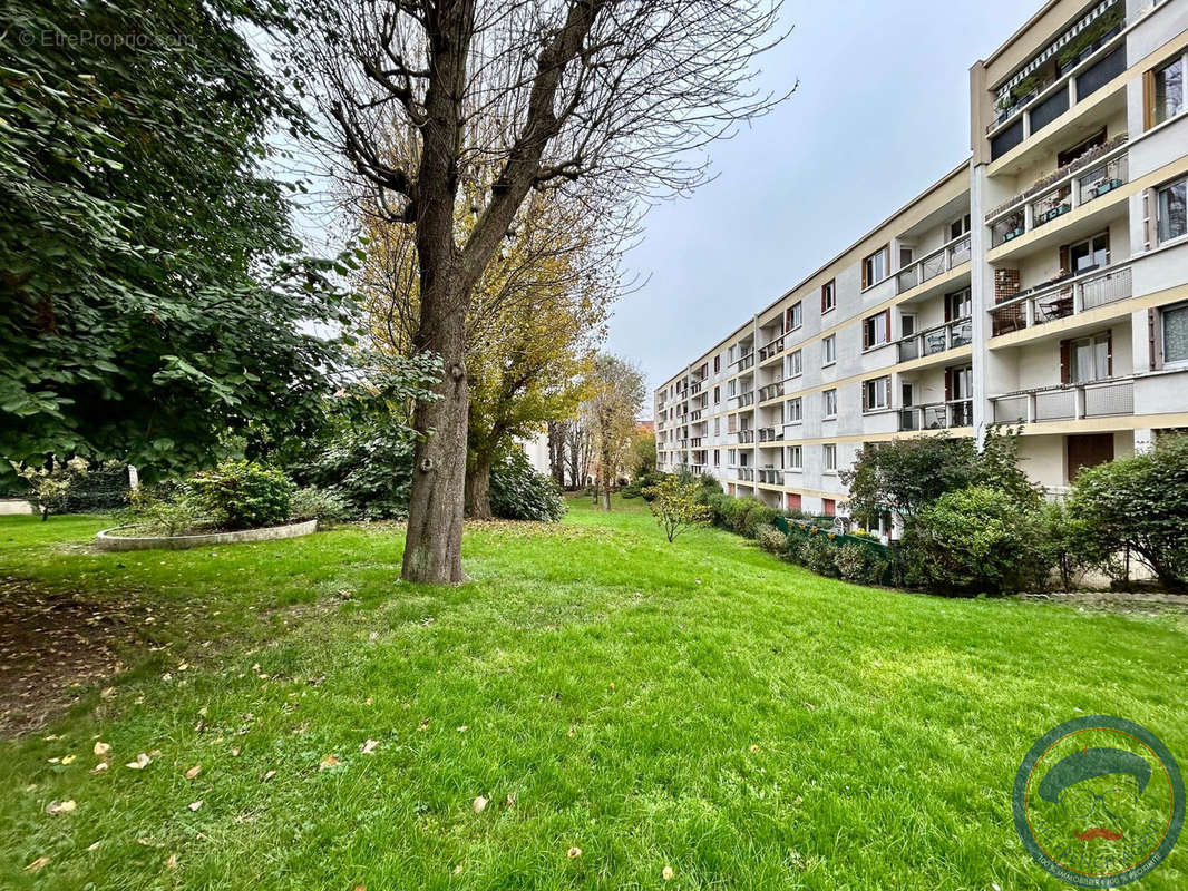 Appartement à RUEIL-MALMAISON