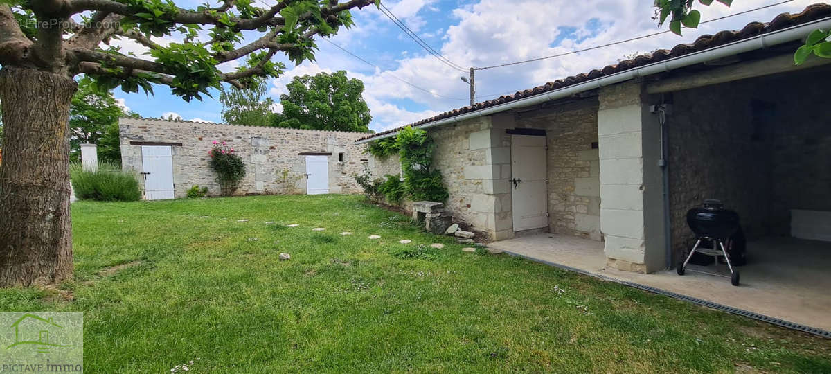 Maison à MARIGNY-BRIZAY