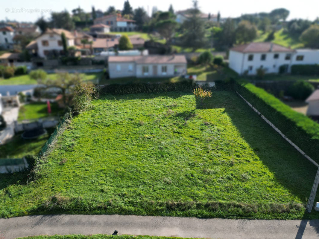 Terrain à ANNONAY