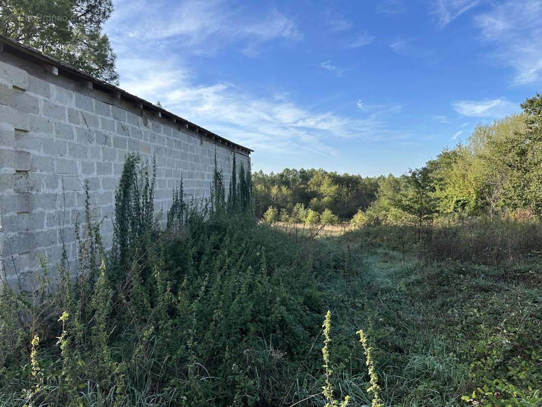 Parking à BOSCAMNANT