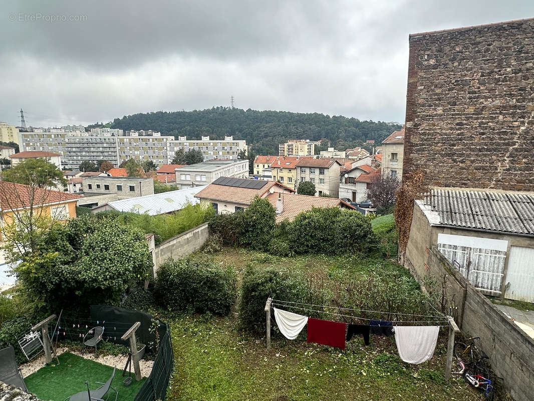 Appartement à SAINT-ETIENNE