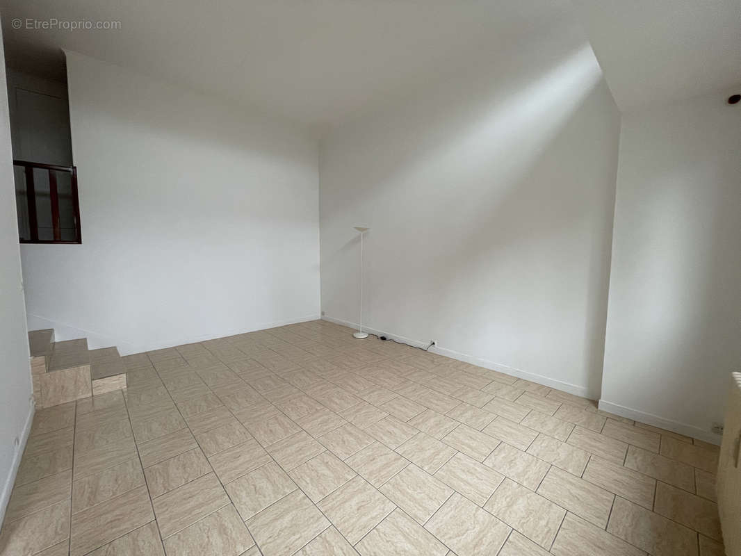 Appartement à MAROLLES-EN-HUREPOIX