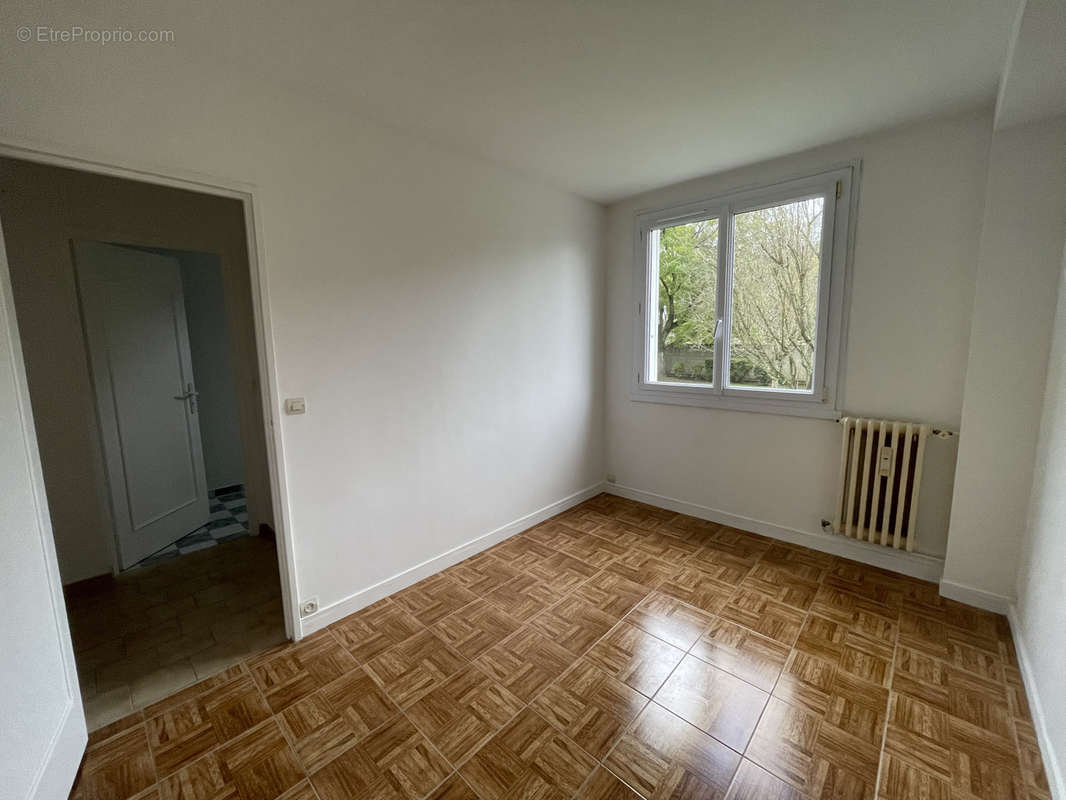 Appartement à MAROLLES-EN-HUREPOIX