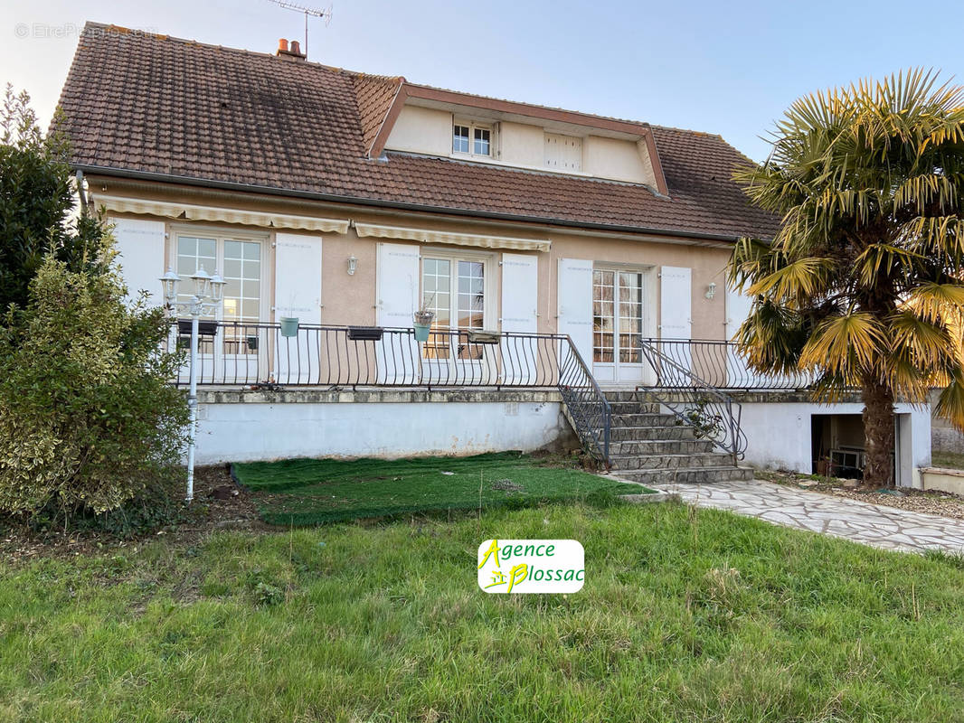 Maison à CHATELLERAULT