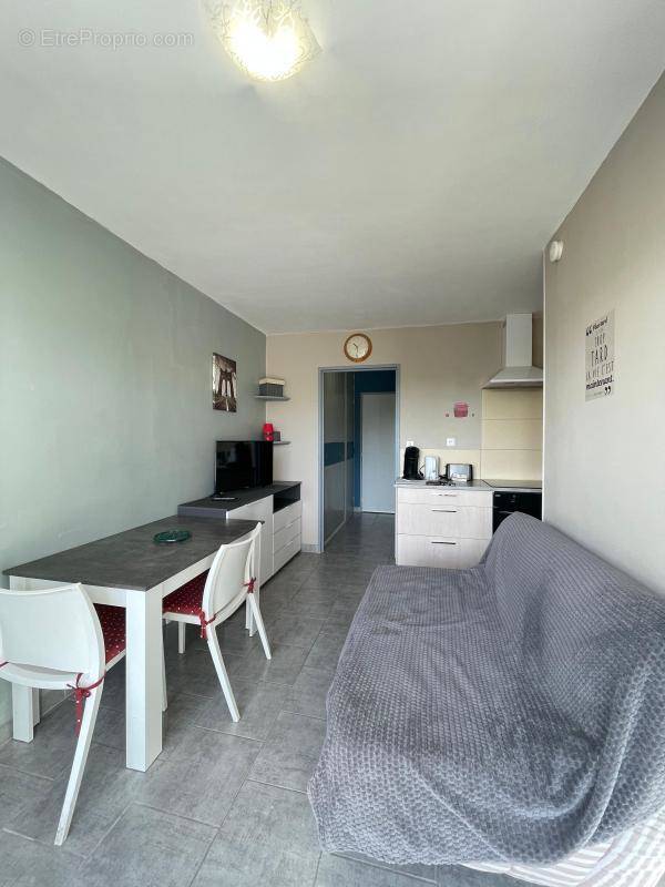 Appartement à GREOUX-LES-BAINS