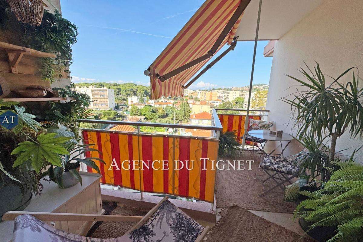 Appartement à LE CANNET