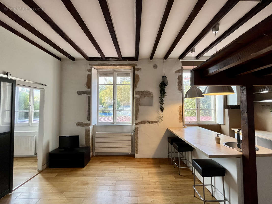 Appartement à LYON-4E