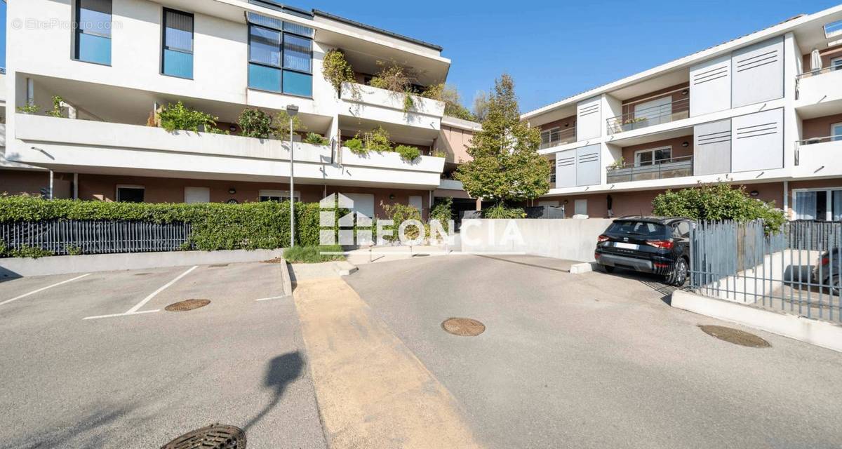 Appartement à SALON-DE-PROVENCE