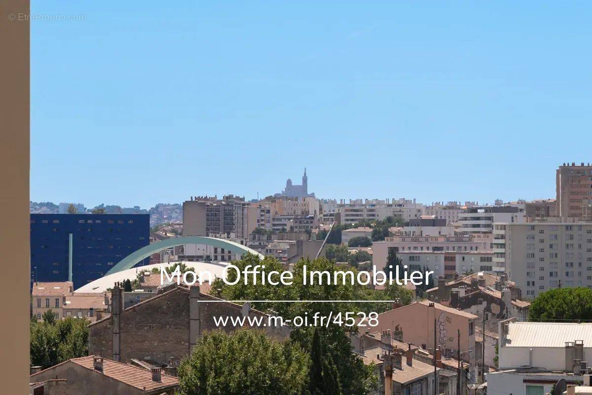 Appartement à MARSEILLE-13E