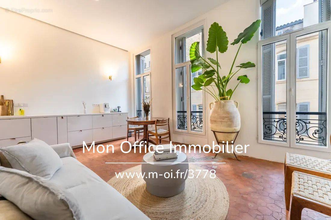 Appartement à MARSEILLE-6E