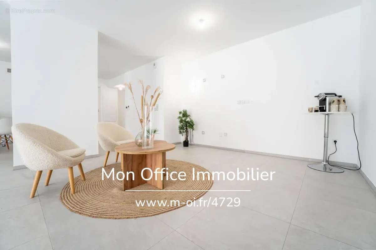 Appartement à MARSEILLE-8E