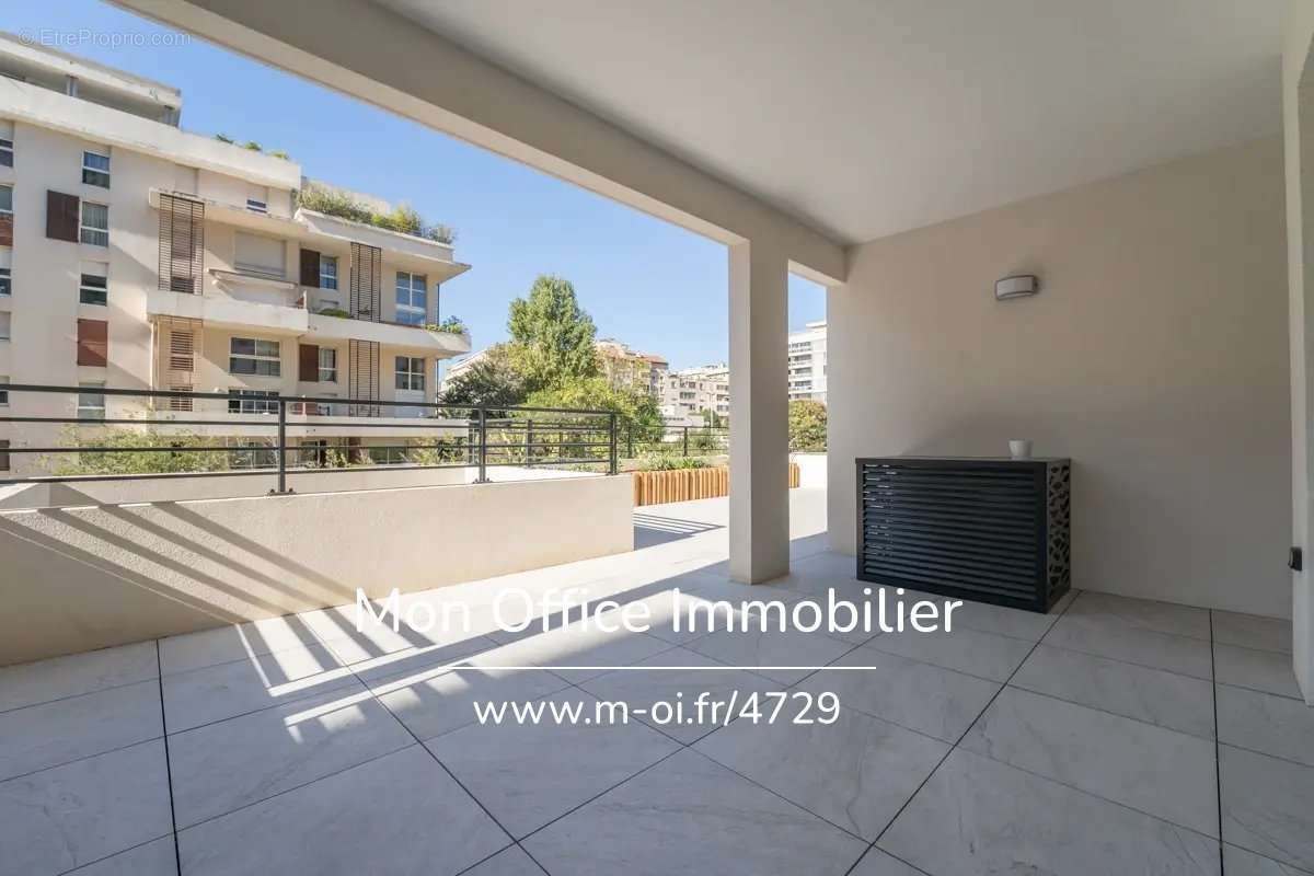 Appartement à MARSEILLE-8E