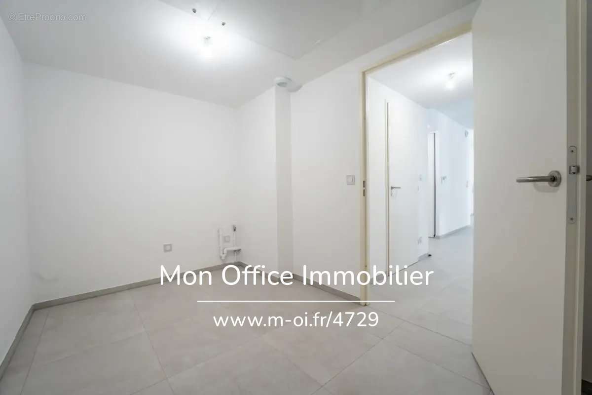 Appartement à MARSEILLE-8E