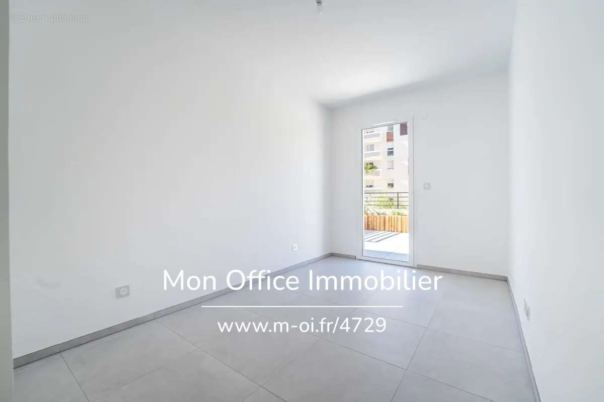 Appartement à MARSEILLE-8E