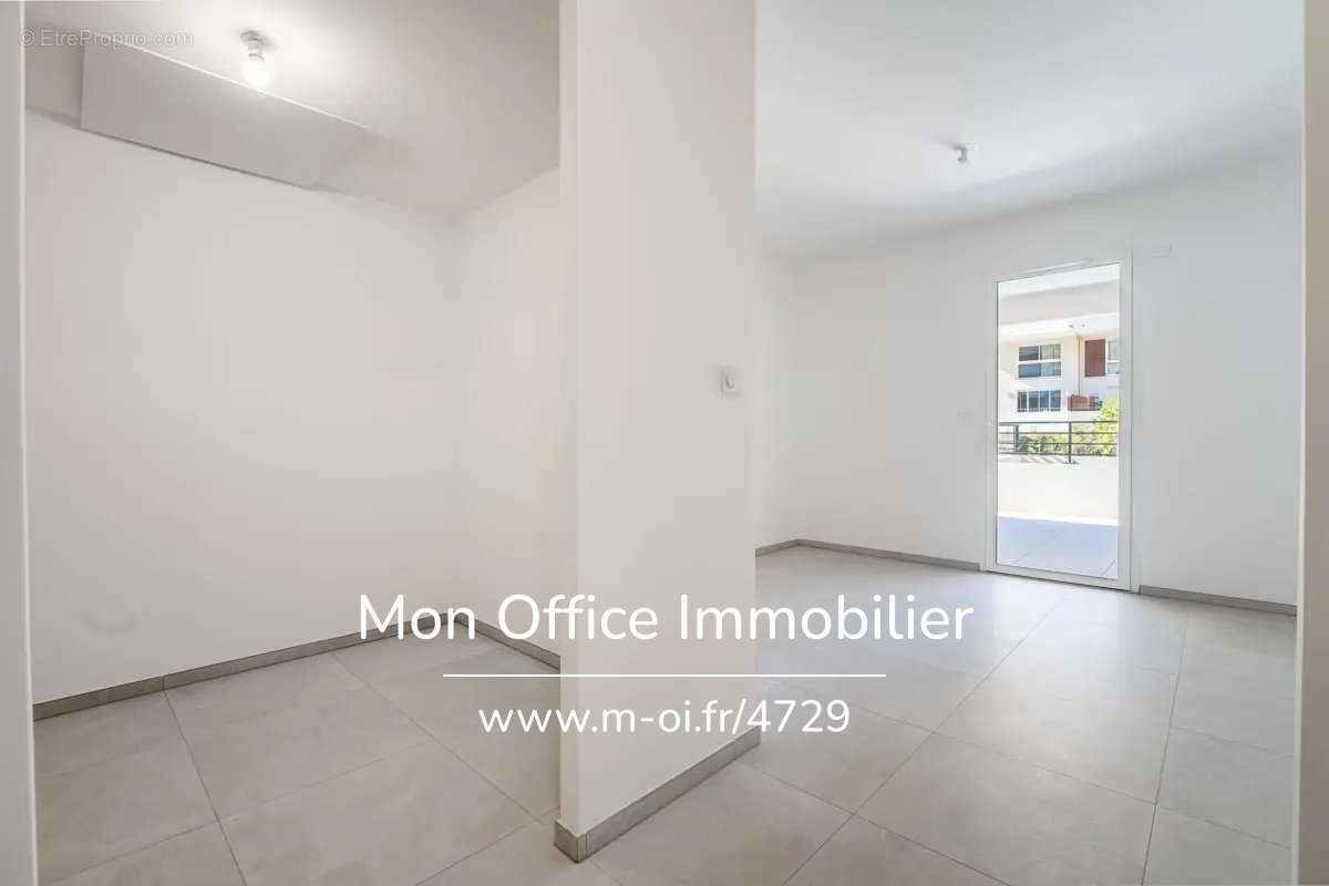 Appartement à MARSEILLE-8E