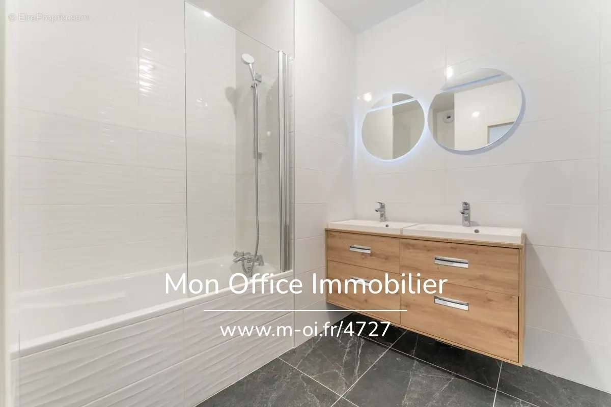 Appartement à MARSEILLE-8E