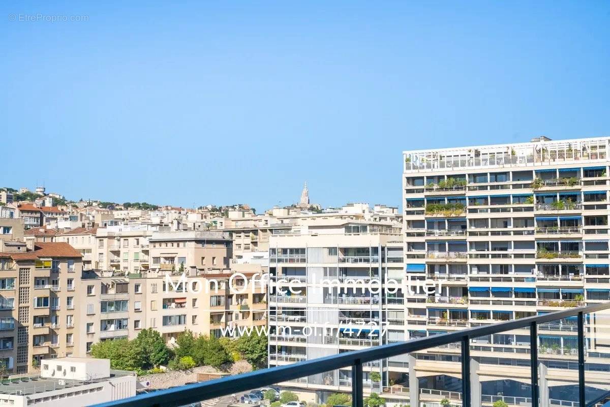 Appartement à MARSEILLE-8E