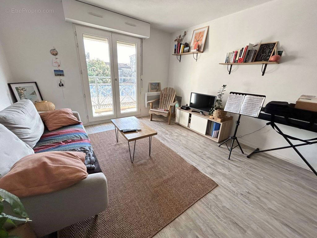 Appartement à BORDEAUX