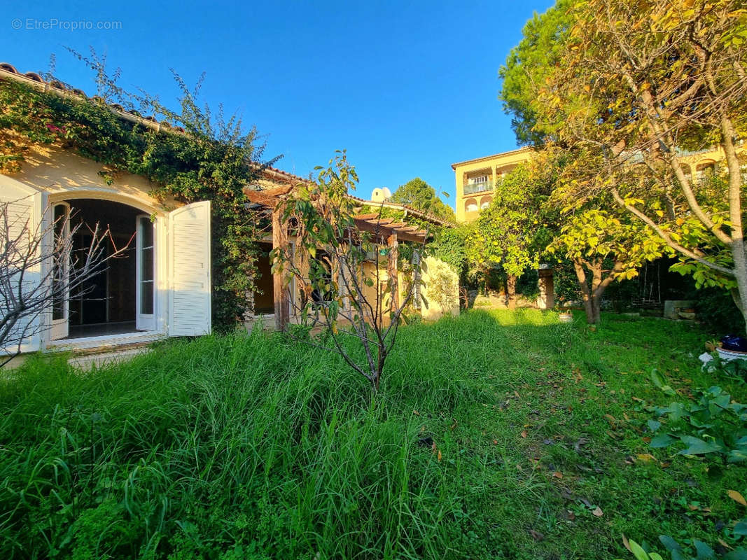 Maison à VILLENEUVE-LOUBET