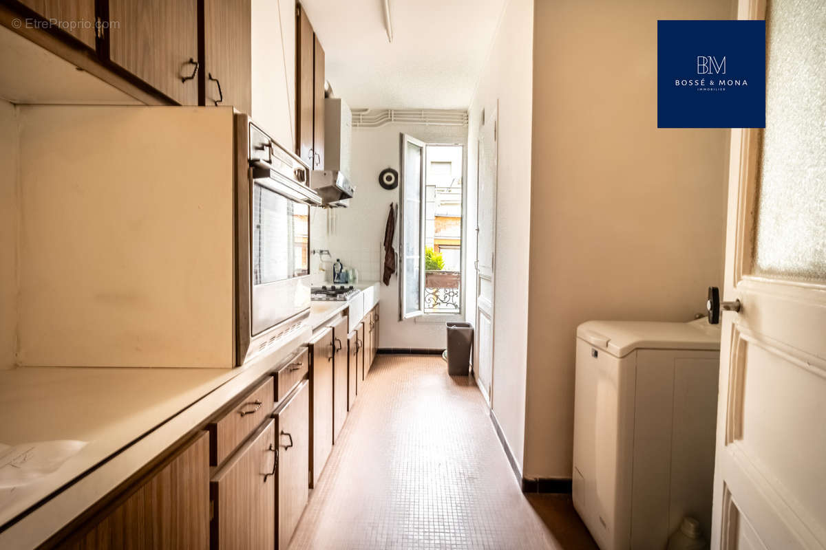 Appartement à PARIS-18E