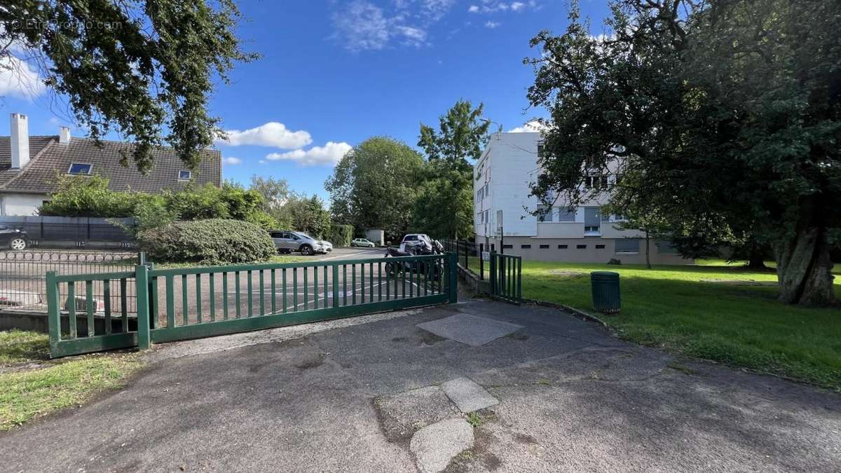 Appartement à VILLIERS-SUR-ORGE