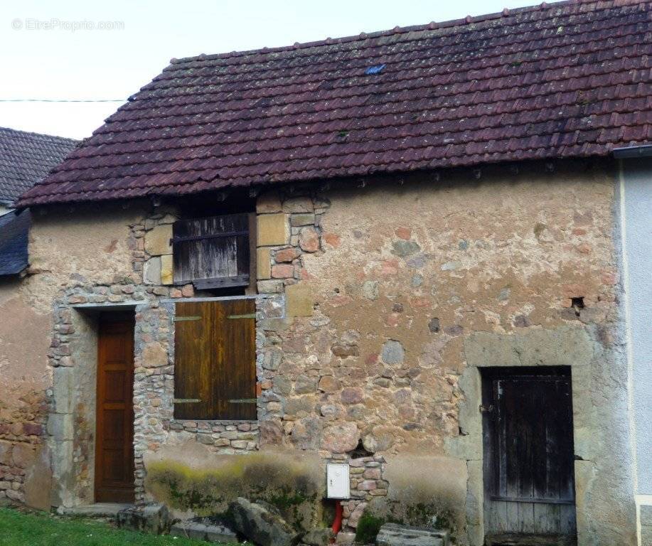 Maison à SAINT-SAULGE