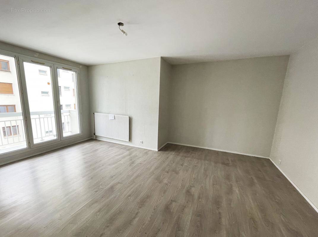 Appartement à CLICHY