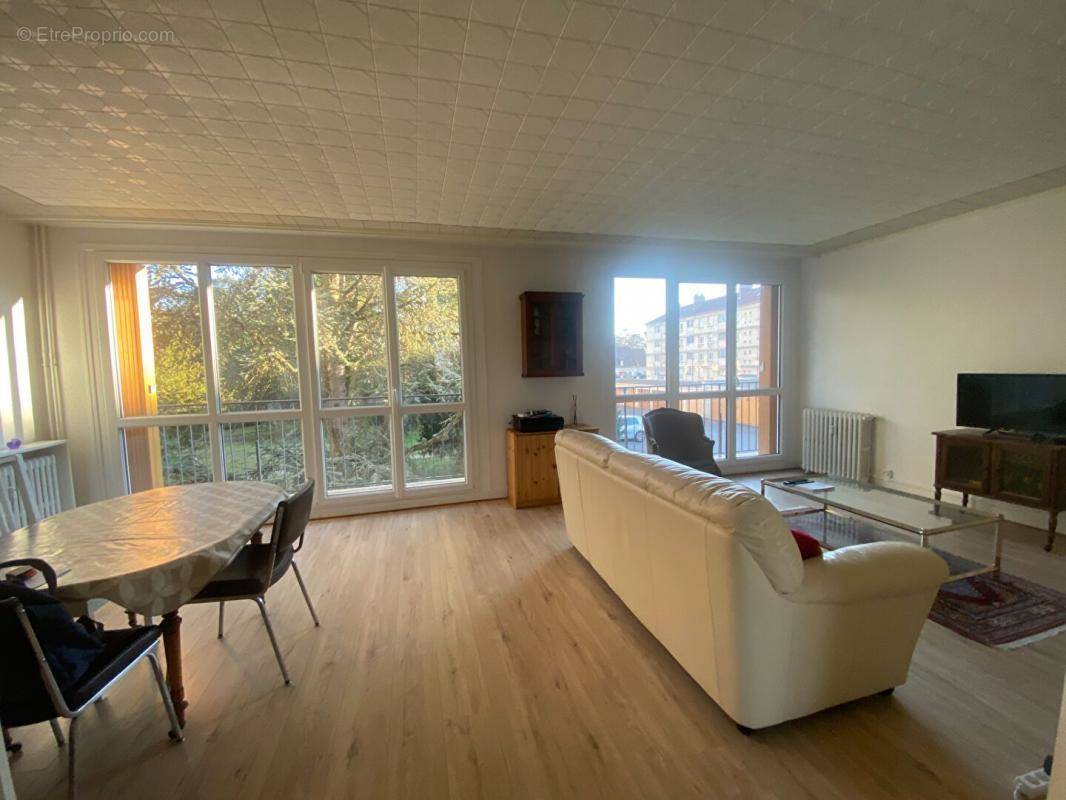 Appartement à COMPIEGNE