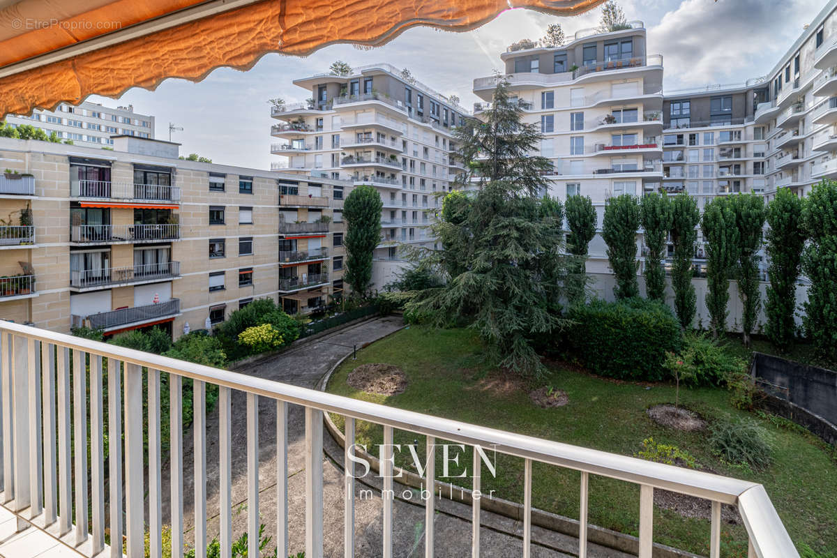 Appartement à CLICHY