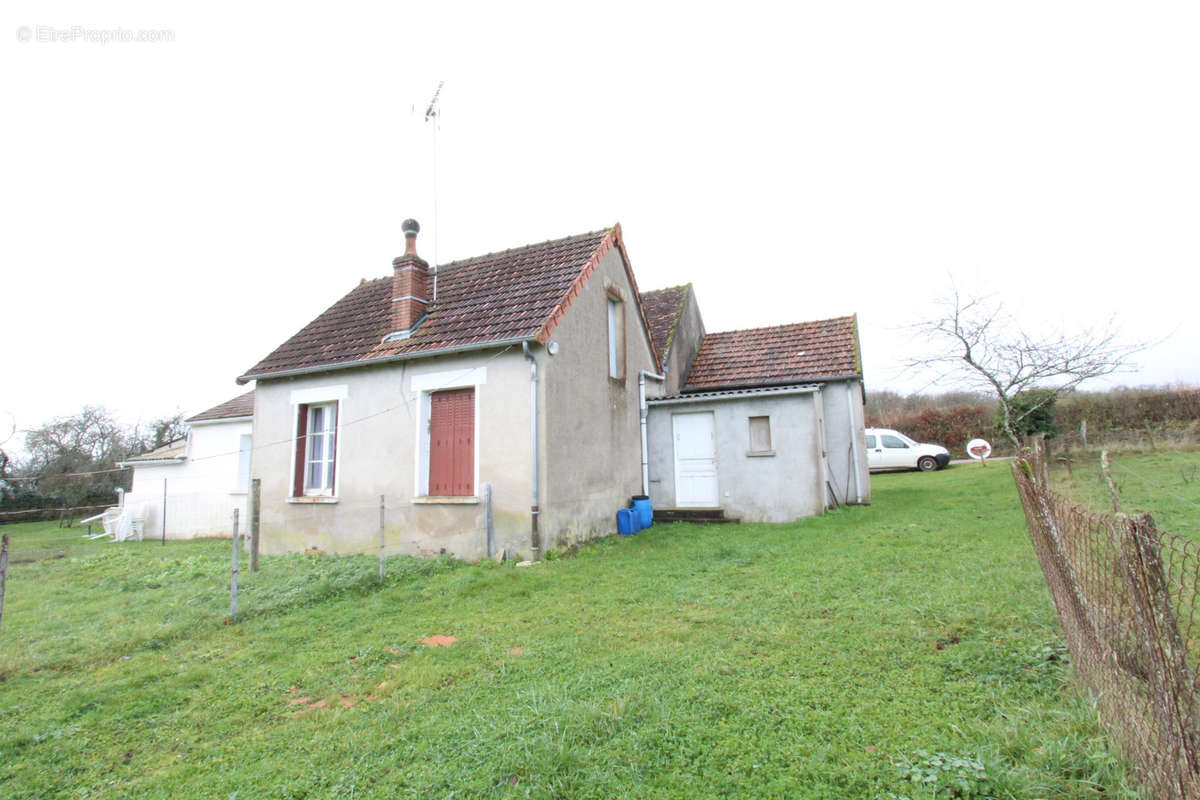 Maison à LA CELLE-SUR-NIEVRE