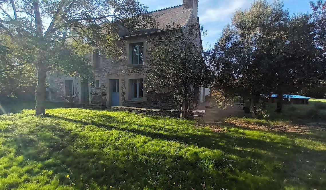 Maison à SAINTE-ANNE-SUR-VILAINE