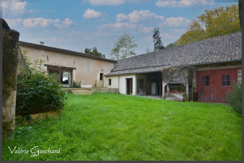 Maison à GOURS