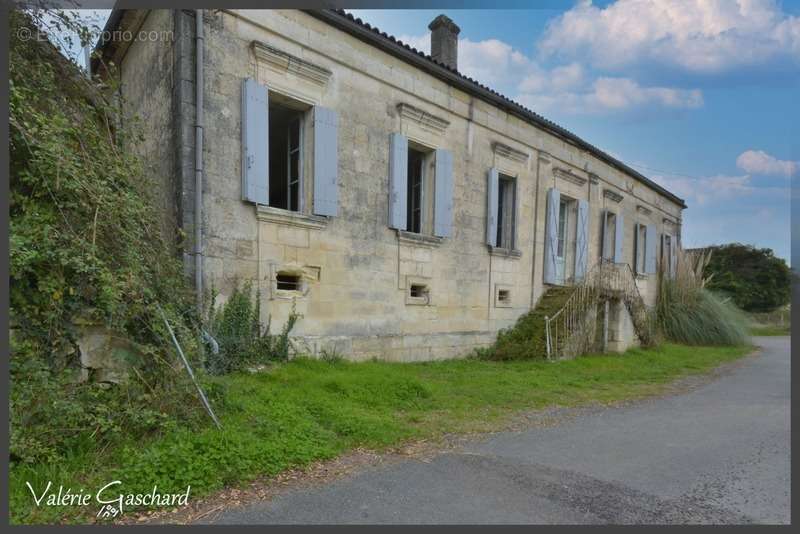 Maison à GOURS