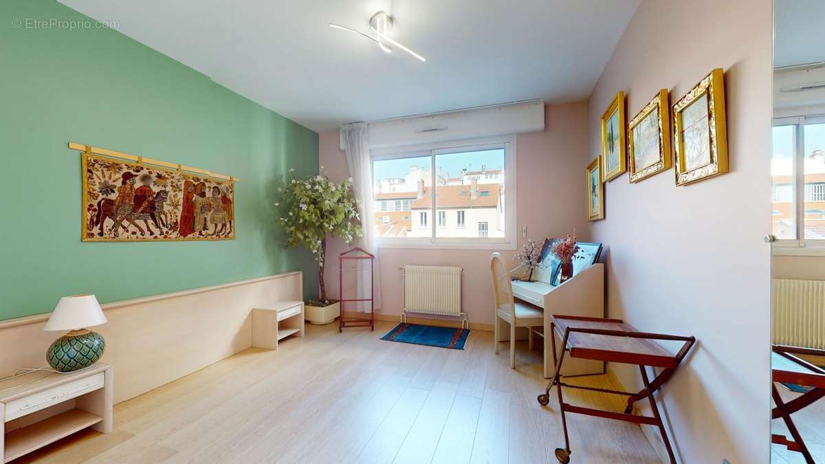 Appartement à LYON-6E