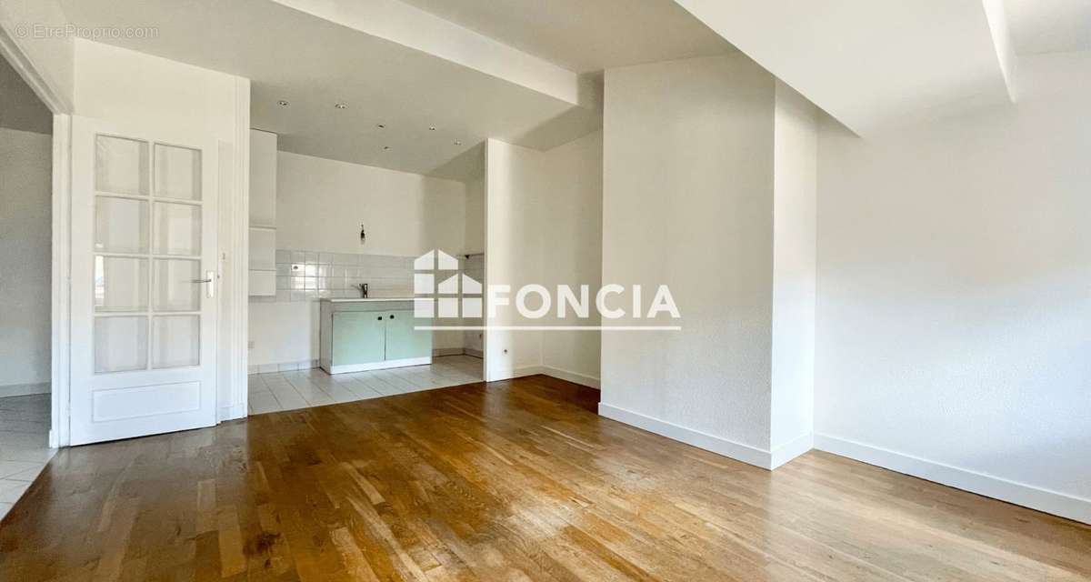 Appartement à LYON-5E