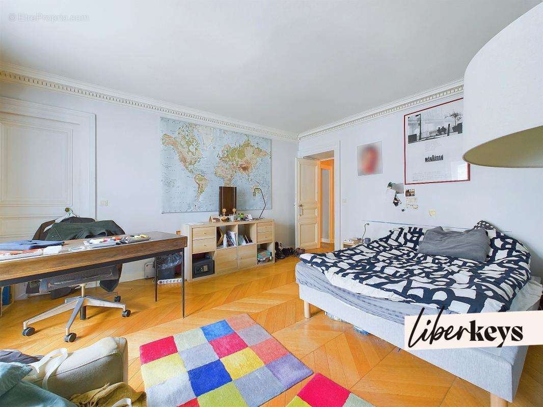 Appartement à PARIS-11E