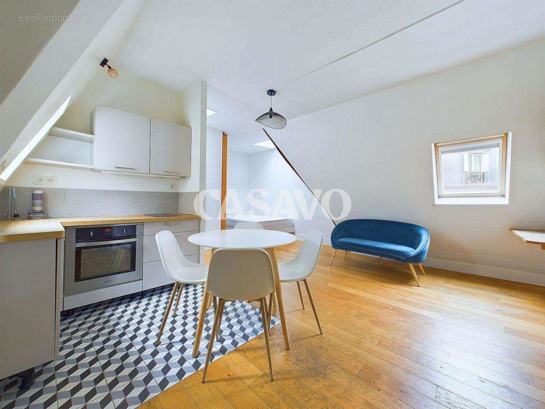 Appartement à PARIS-9E