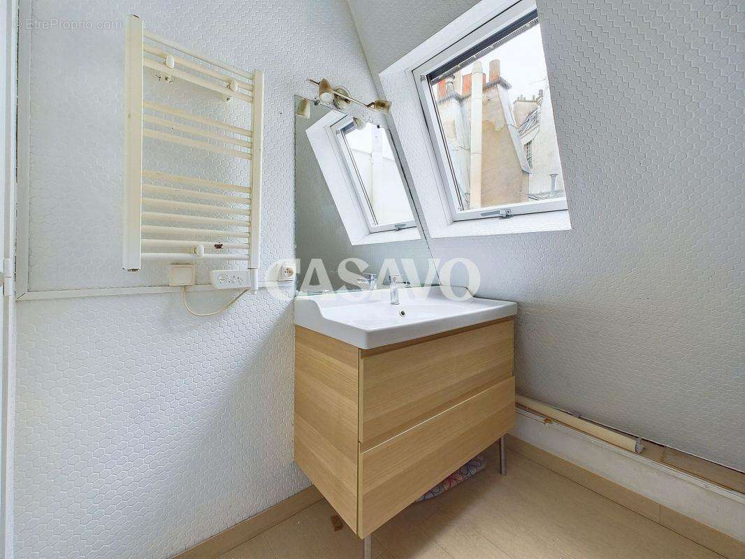 Appartement à PARIS-9E