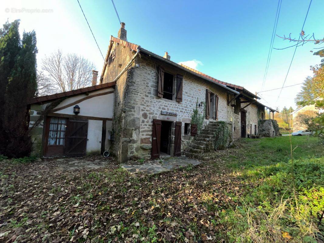 Maison à SAINT-GOUSSAUD