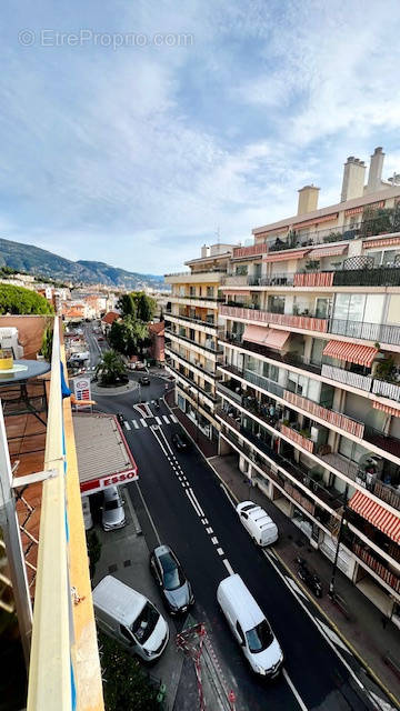 Appartement à ROQUEBRUNE-CAP-MARTIN