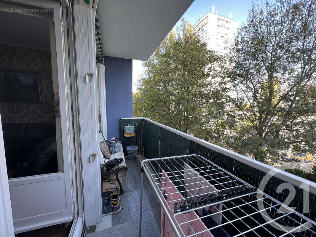 Appartement à FONTENAY-SOUS-BOIS